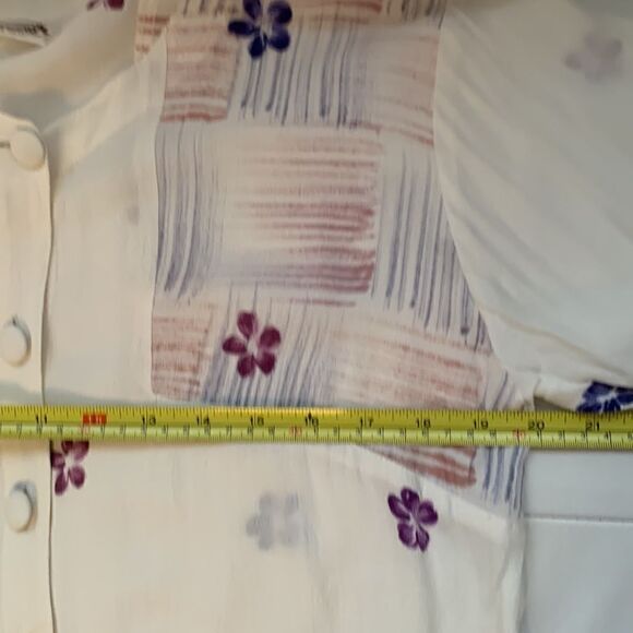 Meeks Rayon Blouse. Size M - Picture 5 of 9